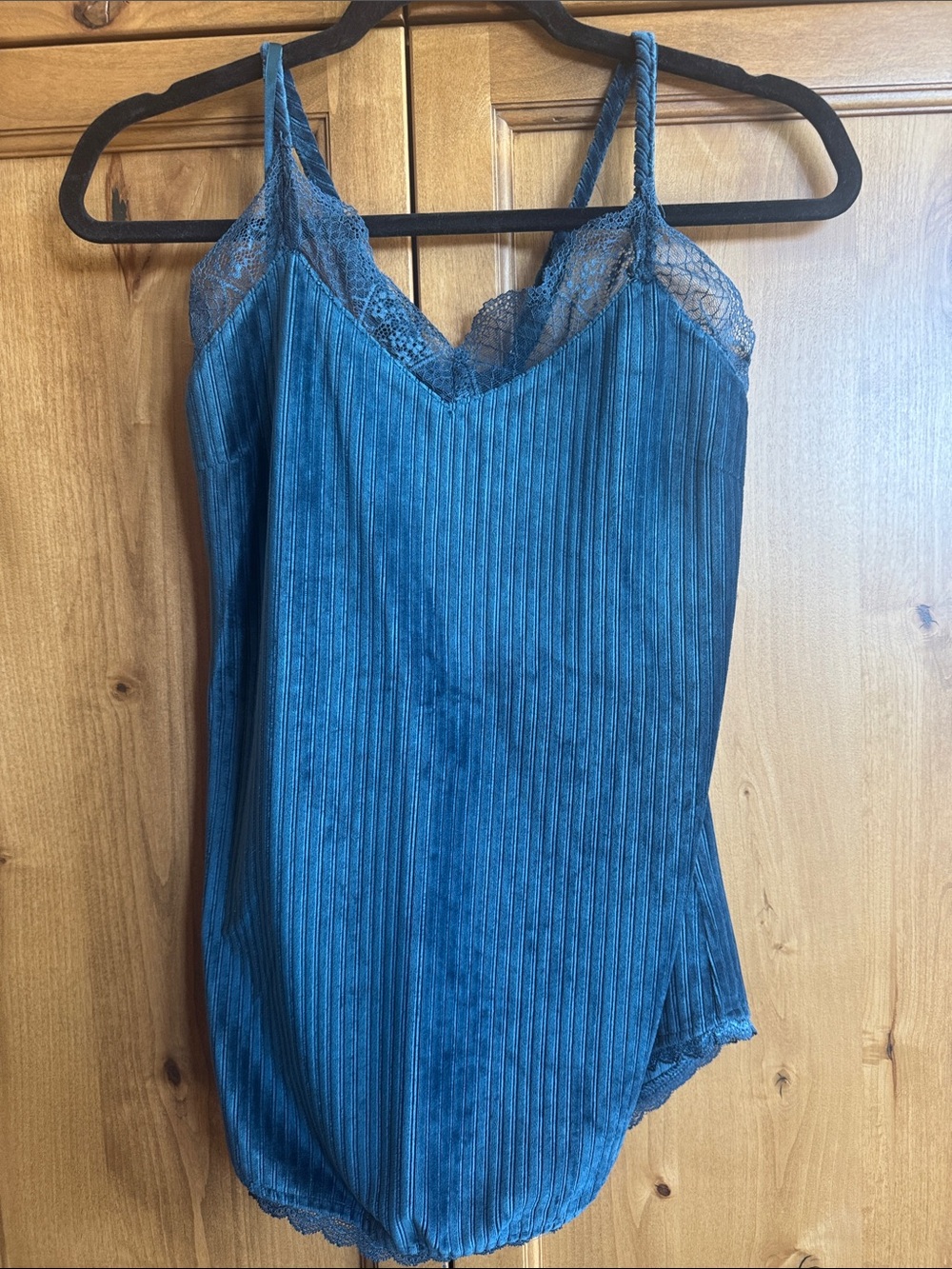 Doe & Rae Teal Lace-Trim Ribbed Camisole